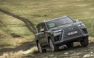   Lexus LX 600 - 2021