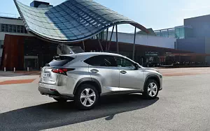   Lexus NX 300h - 2014