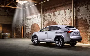   Lexus NX 300h - 2015
