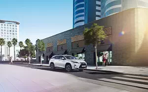   Lexus RX 450hL - 2018