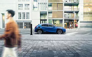   Lexus UX 300e - 2020