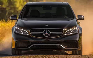   Mercedes-Benz E63 AMG 4MATIC US-spec - 2014