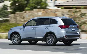   Mitsubishi Outlander GT US-spec - 2017