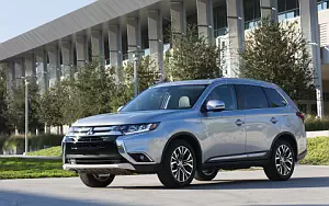   Mitsubishi Outlander GT US-spec - 2017
