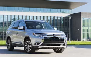   Mitsubishi Outlander GT US-spec - 2017
