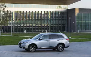   Mitsubishi Outlander GT US-spec - 2017