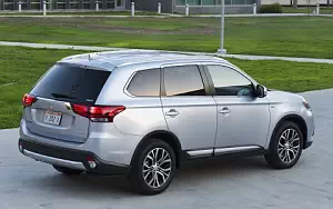   Mitsubishi Outlander GT US-spec - 2017