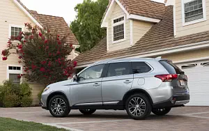   Mitsubishi Outlander GT US-spec - 2017