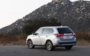   Mitsubishi Outlander GT US-spec - 2017