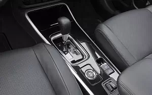   Mitsubishi Outlander GT US-spec - 2017