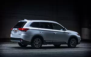   Mitsubishi Outlander GT US-spec - 2018