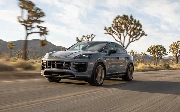   Porsche Cayenne Turbo GT US-spec - 2023