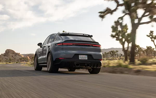   Porsche Cayenne Turbo GT US-spec - 2023