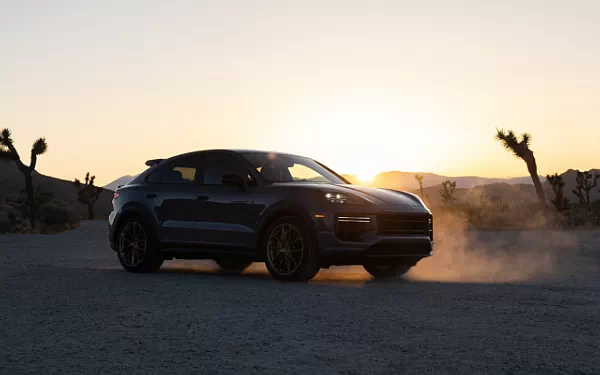   Porsche Cayenne Turbo GT US-spec - 2023