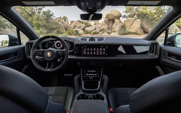   Porsche Cayenne Turbo GT US-spec - 2023