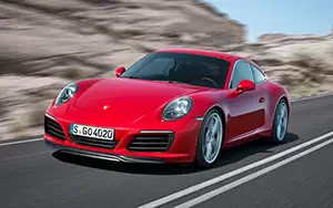   Porsche 911 Carrera S - 2015