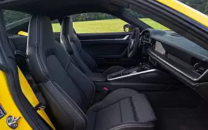   Porsche 911 Carrera Coupe (Racing Yellow) - 2019