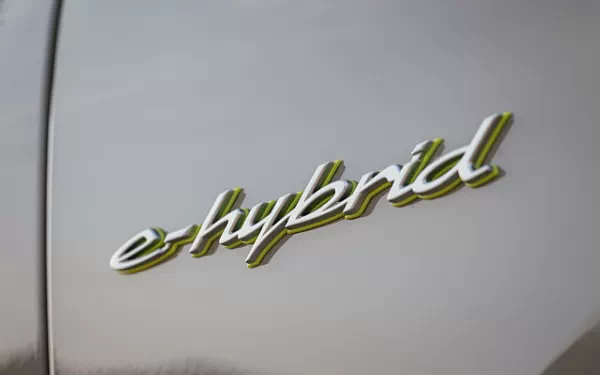   Porsche Cayenne S E-Hybrid Coupe SportDesign Package - 2023