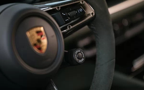   Porsche Cayenne S E-Hybrid Coupe SportDesign Package - 2023