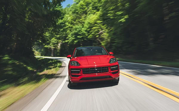   Porsche Cayenne GTS Coupe (Carmine Red) - 2024
