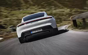   Porsche Taycan Turbo S - 2019