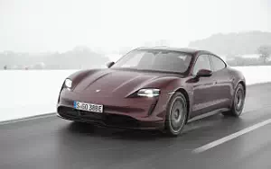   Porsche Taycan (Cherry Metallic) - 2021