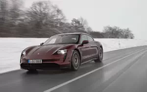   Porsche Taycan (Cherry Metallic) - 2021
