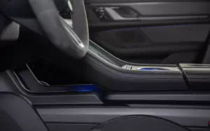   Porsche Taycan (Cherry Metallic) - 2021