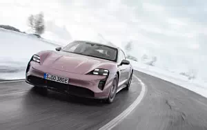   Porsche Taycan (Frozen Berry Metallic) - 2021