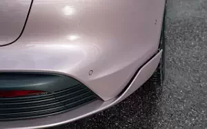   Porsche Taycan (Frozen Berry Metallic) - 2021