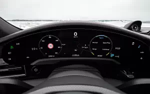   Porsche Taycan (Frozen Berry Metallic) - 2021