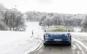   Porsche Taycan (Neptune Blue) - 2021