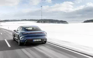   Porsche Taycan (Neptune Blue) - 2021