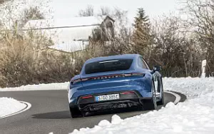   Porsche Taycan (Neptune Blue) - 2021