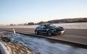   Porsche Taycan (Volcano Grey Metallic) - 2021