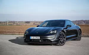   Porsche Taycan (Volcano Grey Metallic) - 2021