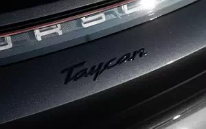   Porsche Taycan (Volcano Grey Metallic) - 2021