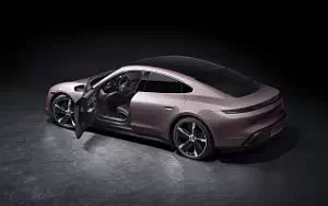   Porsche Taycan - 2021