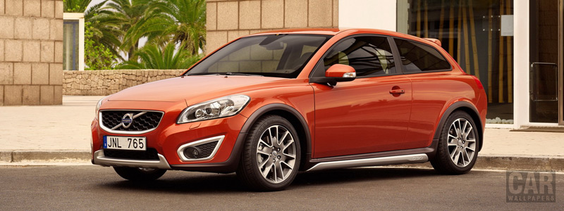   Volvo C30 - Car wallpapers