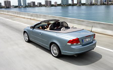   Volvo C70 - 2005