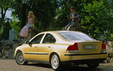   Volvo S60 - 2001