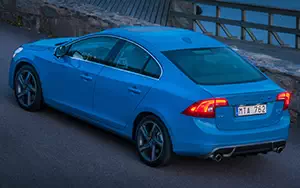   Volvo S60 T6 AWD R-Design - 2013