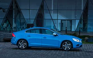   Volvo S60 T6 AWD R-Design - 2013