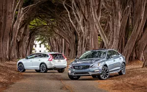   Volvo S60 T5 AWD Cross Country US-spec - 2016