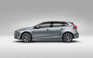   Volvo V40 T4 Momentum - 2016