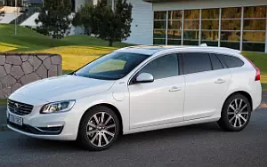   Volvo V60 D5 Twin Engine - 2016