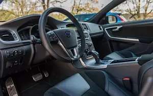   Volvo V60 Polestar - 2016