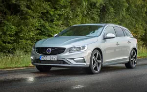   Volvo V60 T5 R-Design - 2016