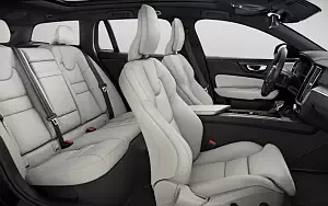   Volvo V60 T5 Cross Country - 2018