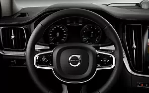   Volvo V60 T6 AWD Inscription - 2018